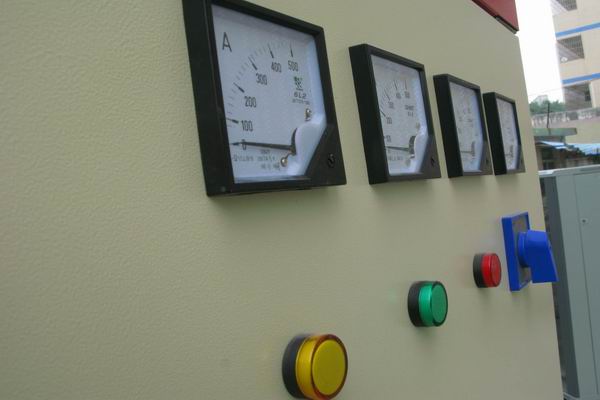 定兴配电柜-3683讲讲配电柜注意事项